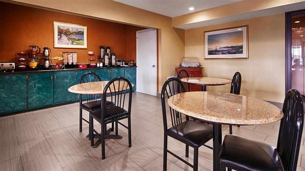 American Inn & Suites Вест-Мемфіс Ресторан фото